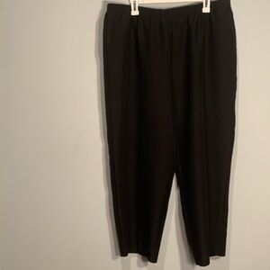 Alfred Dunner black size 20W inseam 26 inches  pants elastic wasit